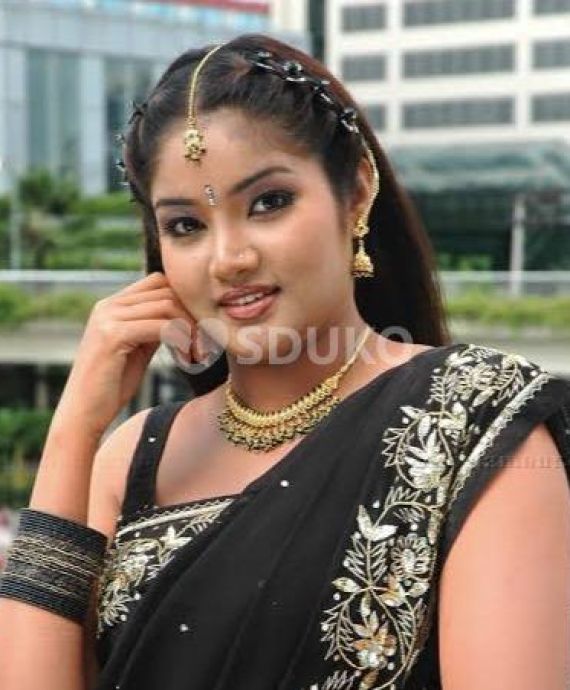 RIYA REDDY MALE ESCORT SERVICE IN HYDERABAD GENUINE SERVICE IN HYDERABAD