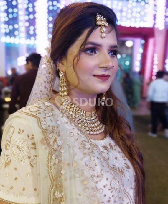 Hy janu Im sexy girl online video call sex available